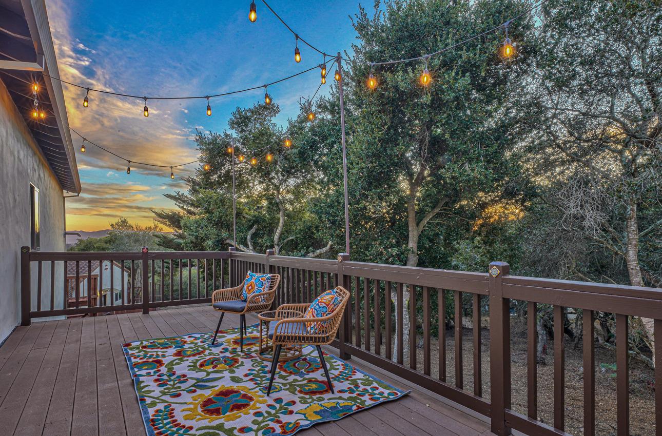 7382 Timeview Way Salinas, CA 93907 - Photo 52 of 79 a view of a chairs and table in the balcony
