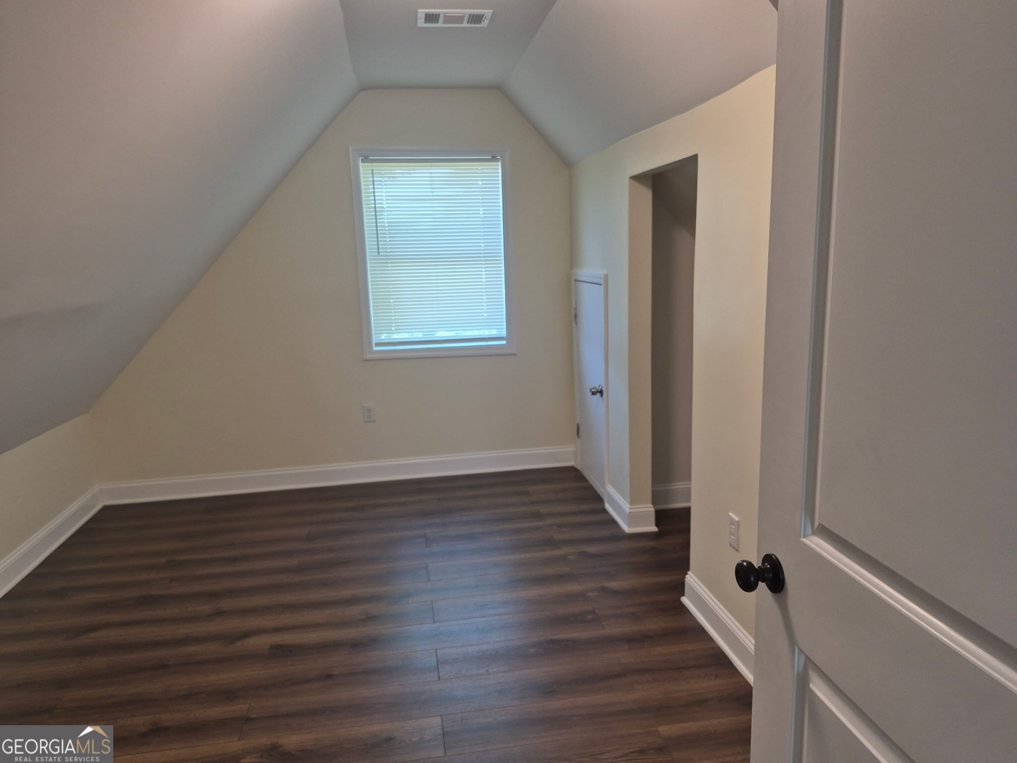 395 South Elm Street Commerce, GA 30529 - Photo 11 of 13