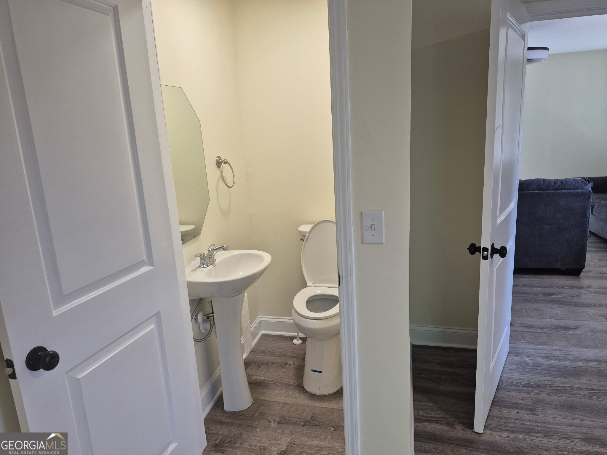 395 South Elm Street Commerce, GA 30529 - Photo 8 of 13