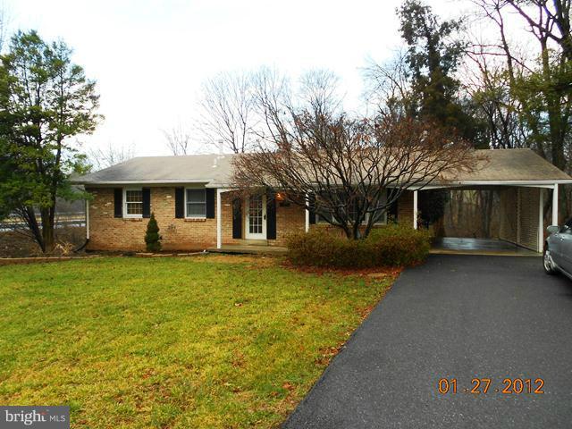 7727 Miller Fall Road Derwood, MD 20855 - Photo 8 of 8 Exterior (Front)