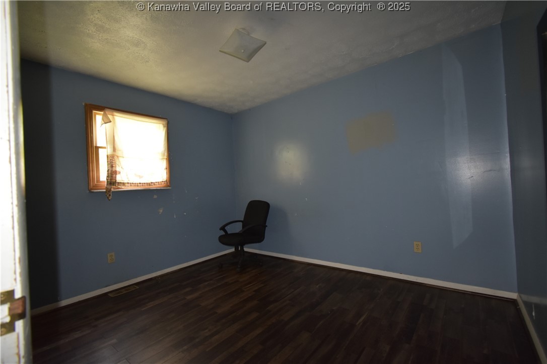 4724 Big Tyler Road Charleston, WV 25313 - Photo 9 of 21 Gallery Image 9
