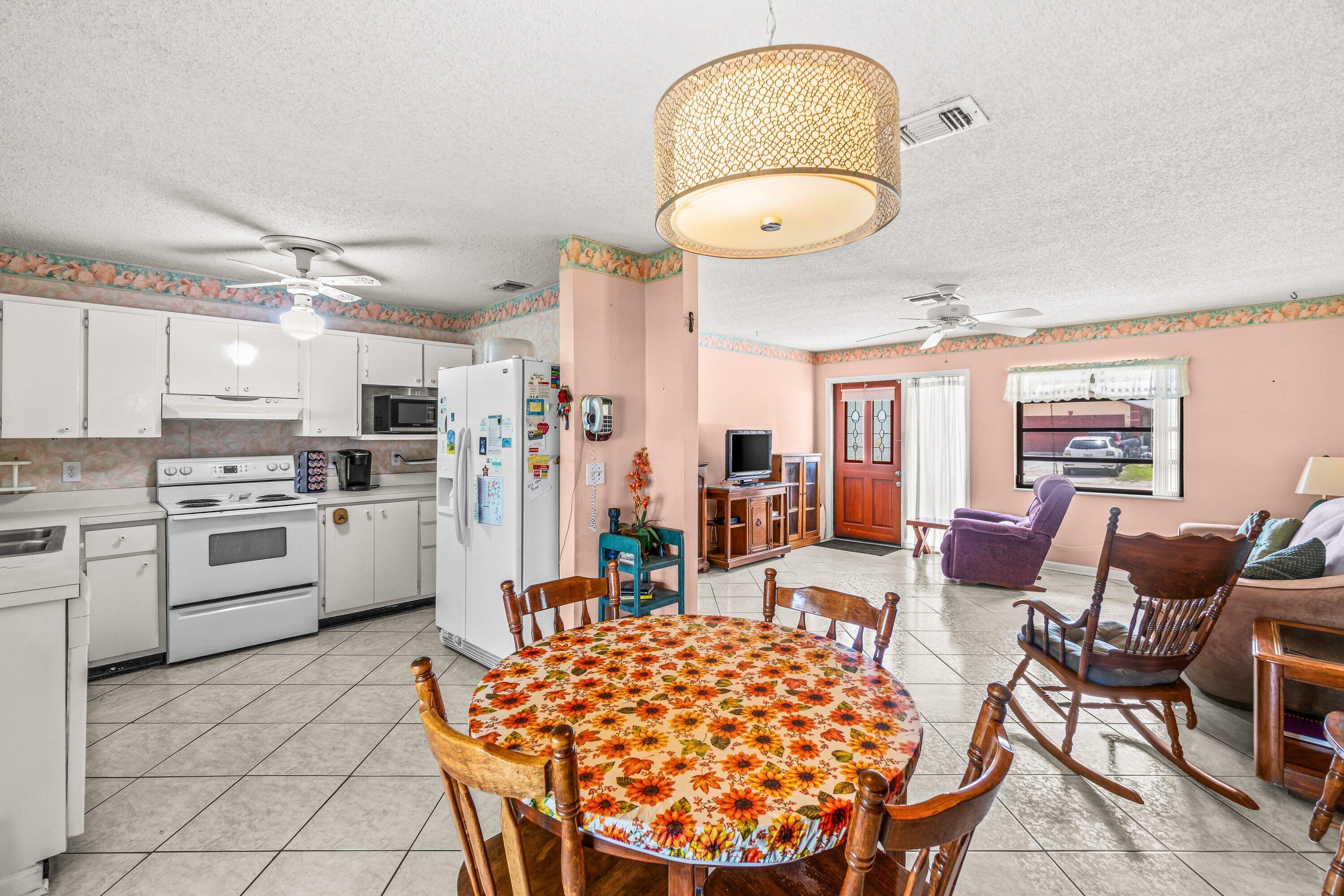 3481 Amberjack Road Lantana, FL 33462 - Photo 8 of 39 DINING KITCHEN