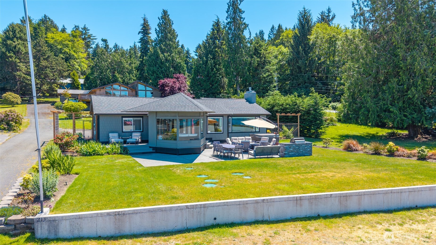 213 Cornet Bay Road Oak Harbor, WA 98277 - Photo 2 of 38