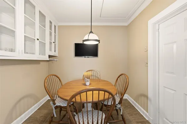 $20,000 | Undisclosed Address, Glen Head, NY 11545