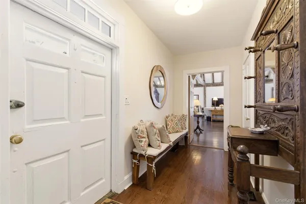 $20,000 | Undisclosed Address, Glen Head, NY 11545