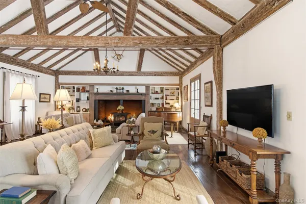 $20,000 | Undisclosed Address, Glen Head, NY 11545