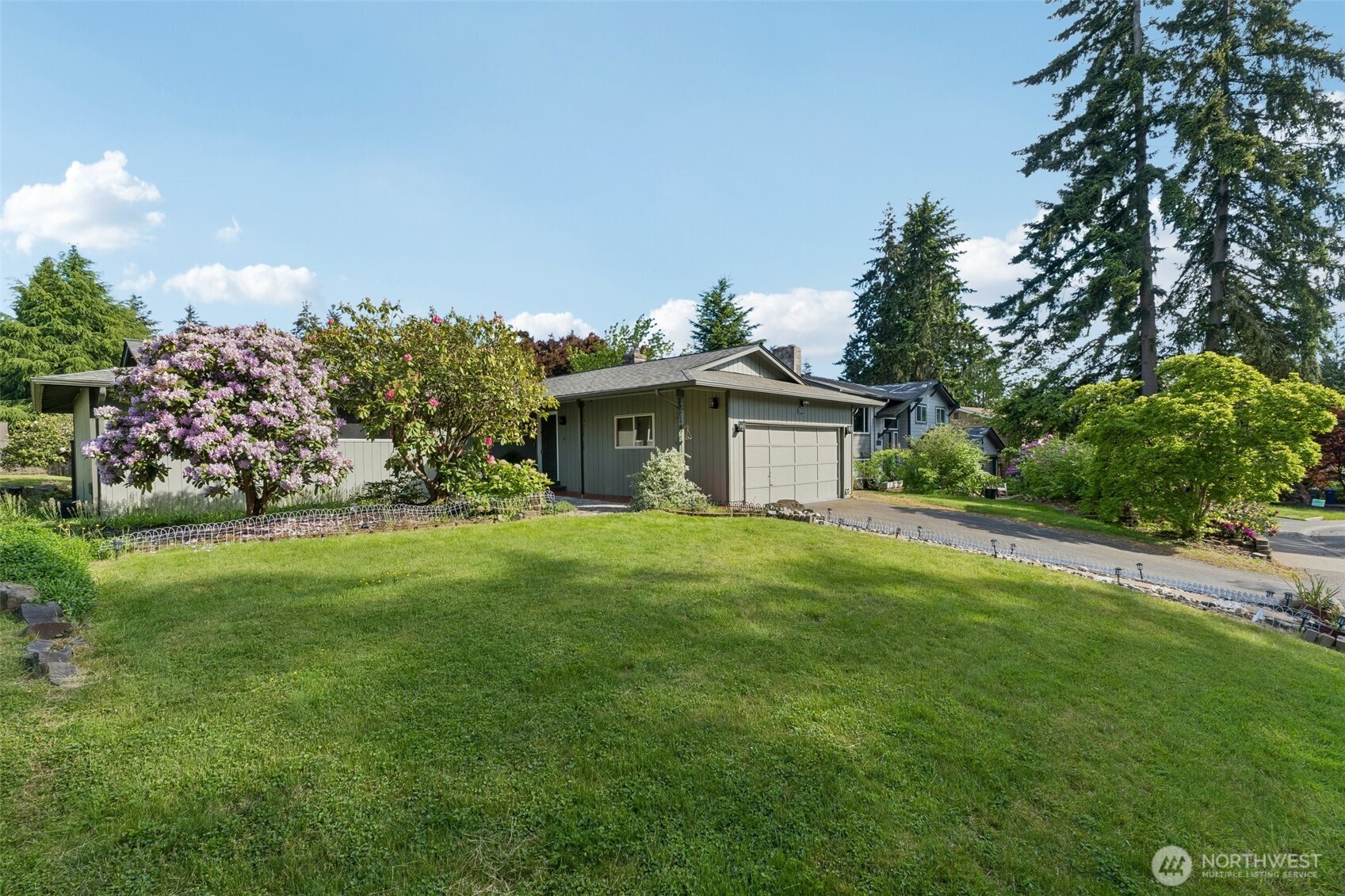 2026 Timber Trail Bothell, WA 98012 - Photo 2 of 27