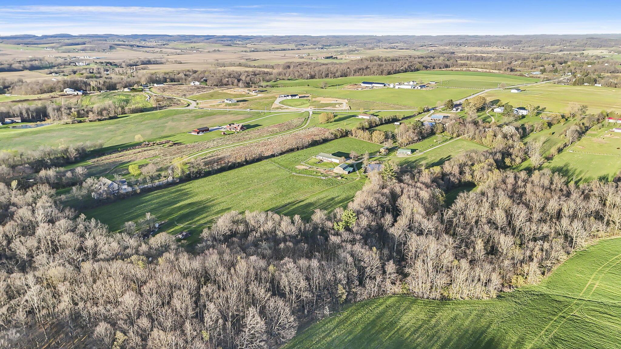 6164 Heigle Road Southwest Amanda, OH 43102 - Photo 25 of 43 22-web-or-mls-DJI_20260406190823_0089_D
