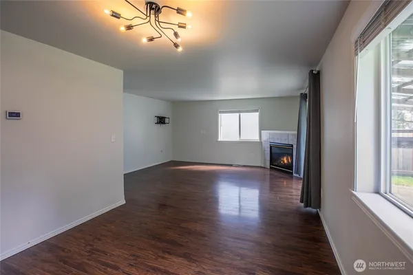 $2,750 | 1615 15th Avenue Southwest, Olympia, WA 98502