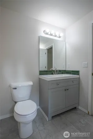 $2,750 | 1615 15th Avenue Southwest, Olympia, WA 98502