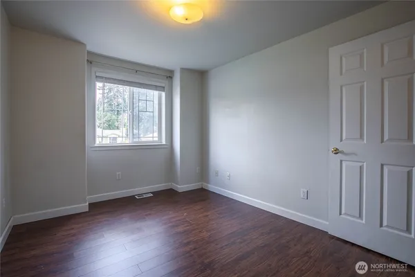 $2,750 | 1615 15th Avenue Southwest, Olympia, WA 98502