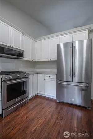 $2,750 | 1615 15th Avenue Southwest, Olympia, WA 98502