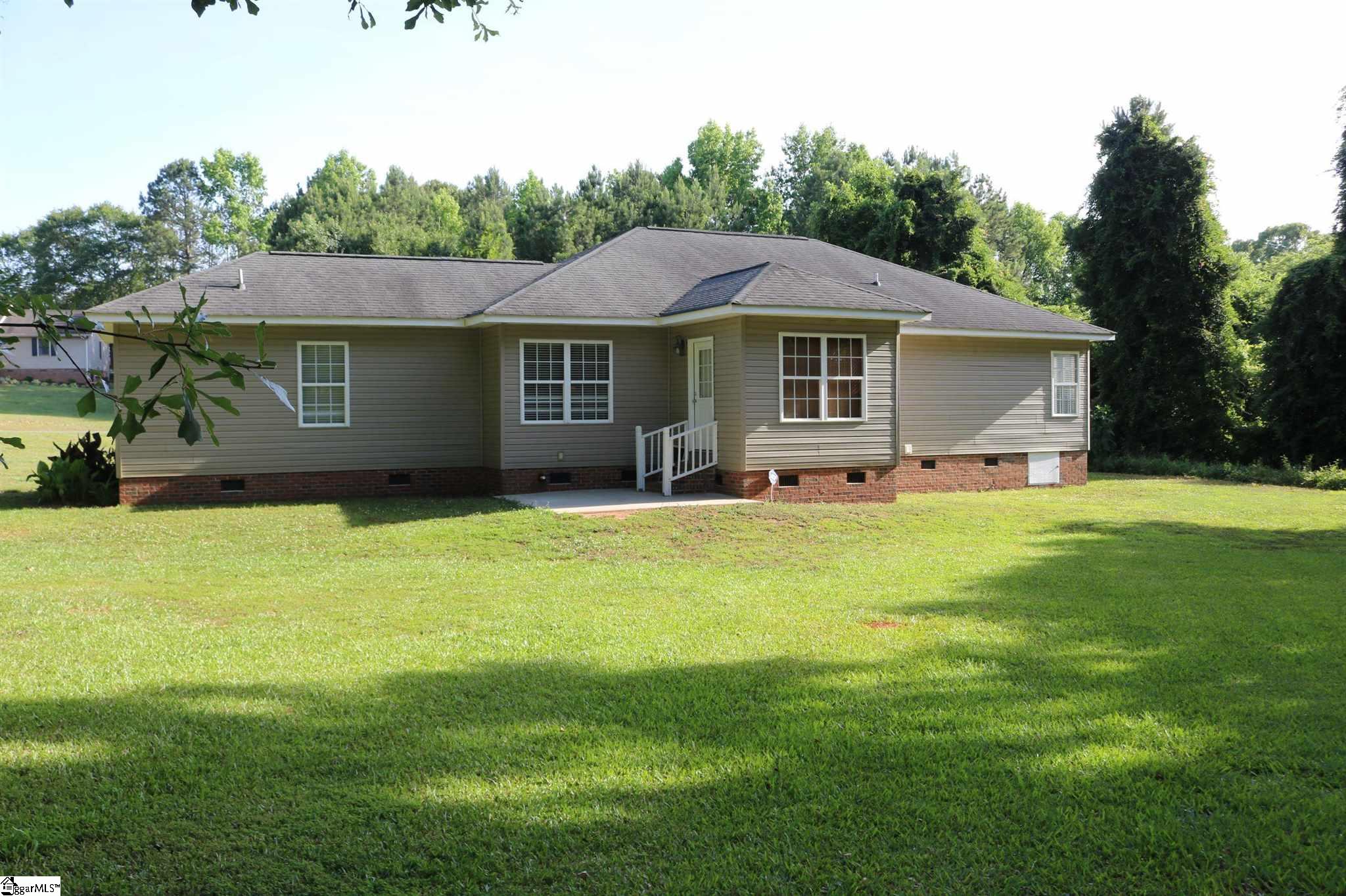 211 Boxwood Lane Anderson, SC 29621 - Photo 3 of 25 Gallery Image 3