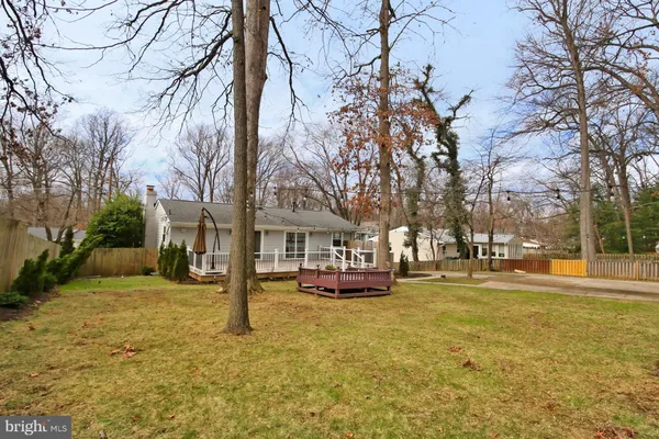 $5,000 | 212 Ross Drive Southwest, Vienna, VA 22180