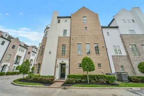 $499,000 | 2058 Fannin Station North, Houston, TX 77045