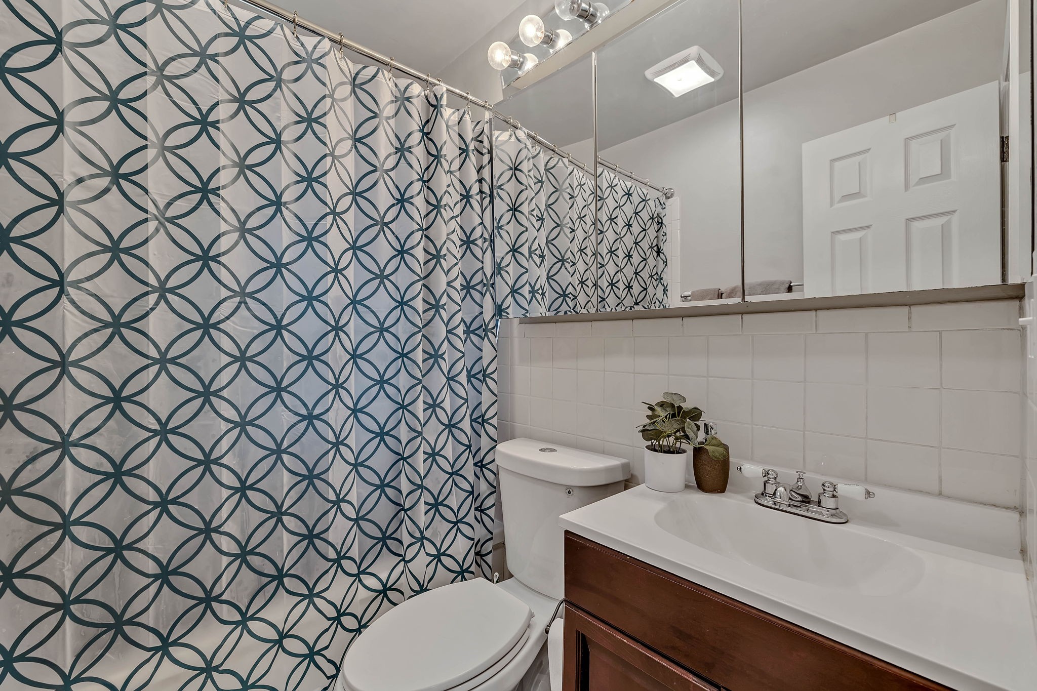 124 Good Neighbors Road Franklin, TN 37064 - Photo 17 of 27 Bathroom