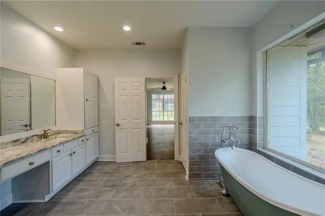 $475,000 | 42 Green Hills Drive, Covington, LA 70435