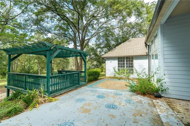 $475,000 | 42 Green Hills Drive, Covington, LA 70435