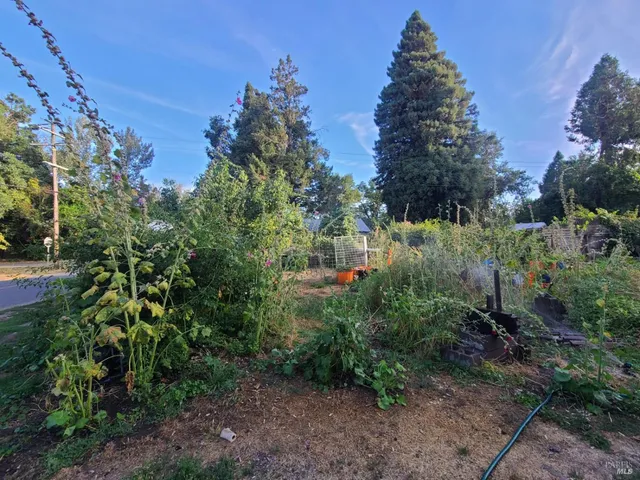 $165,000 | 23875 Howard Street, Covelo, CA 95428