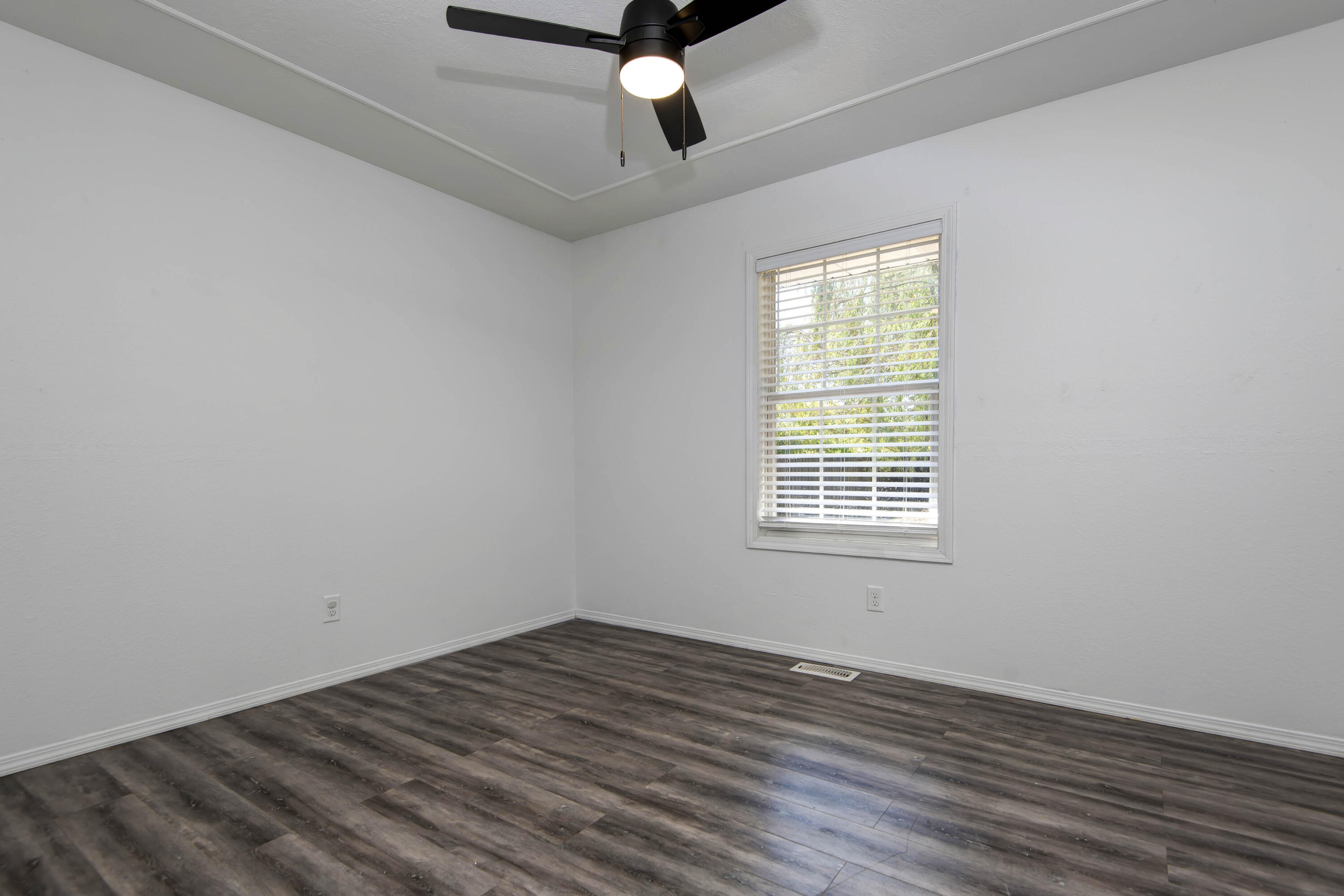 210 East Robin Road Clever, MO 65631 - Photo 16 of 23 Robin (10)