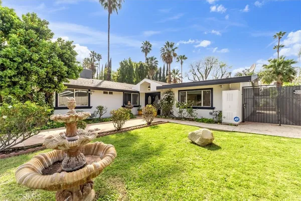 $6,480 | 6201 Corbin Avenue, Tarzana, CA 91356