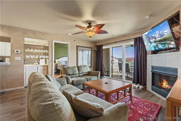 $339,000 | 4800 Eagleview Drive, Unit 635, Osage Beach, MO 65065