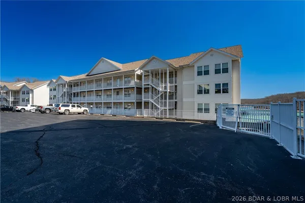 $339,000 | 4800 Eagleview Drive, Unit 635, Osage Beach, MO 65065