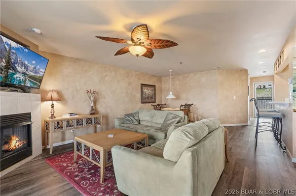 $339,000 | 4800 Eagleview Drive, Unit 635, Osage Beach, MO 65065