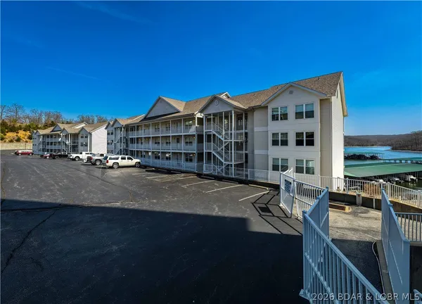 $339,000 | 4800 Eagleview Drive, Unit 635, Osage Beach, MO 65065