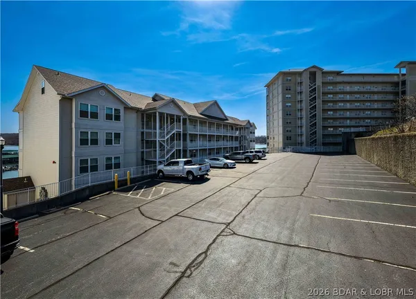 $339,000 | 4800 Eagleview Drive, Unit 635, Osage Beach, MO 65065