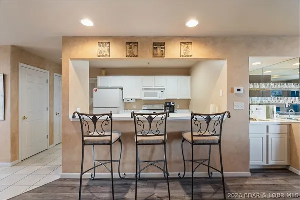 $339,000 | 4800 Eagleview Drive, Unit 635, Osage Beach, MO 65065