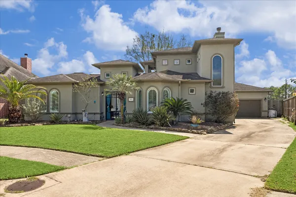 $499,000 | 5920 Ruby Drive, Pearland, TX 77581
