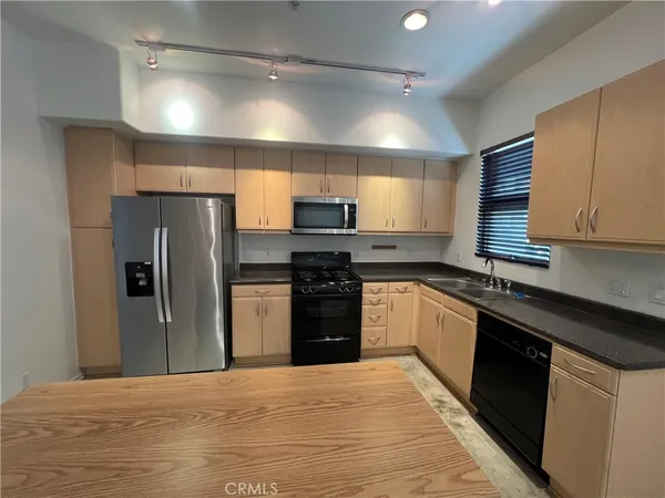 $3,495 | 204 North Spurgeon Street, Santa Ana, CA 92701