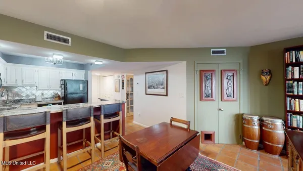 $2,950 | 520 Beach Boulevard, Unit 501, Biloxi, MS 39530
