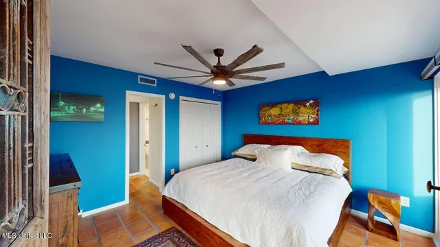 $2,950 | 520 Beach Boulevard, Unit 501, Biloxi, MS 39530