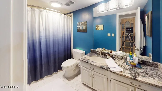 $2,950 | 520 Beach Boulevard, Unit 501, Biloxi, MS 39530