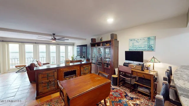 $2,950 | 520 Beach Boulevard, Unit 501, Biloxi, MS 39530