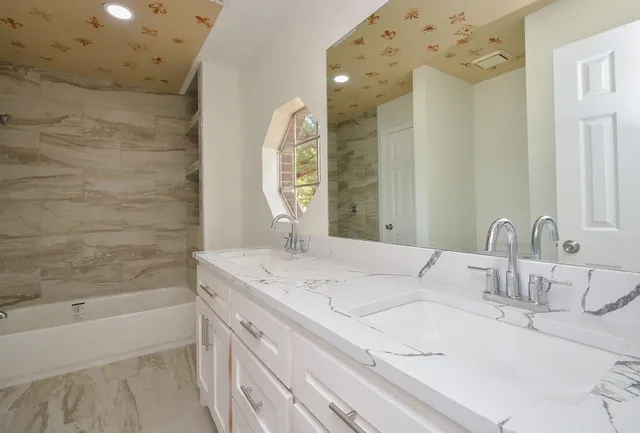 $2,995 | 5743 Henniker Drive, Houston, TX 77041