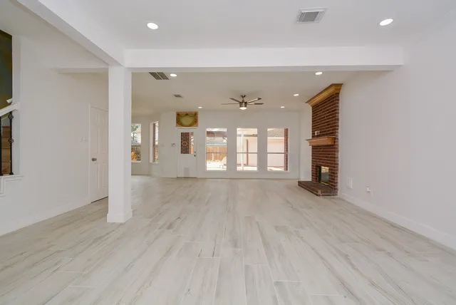 $2,995 | 5743 Henniker Drive, Houston, TX 77041