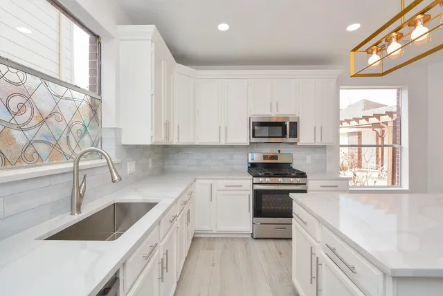 $2,995 | 5743 Henniker Drive, Houston, TX 77041