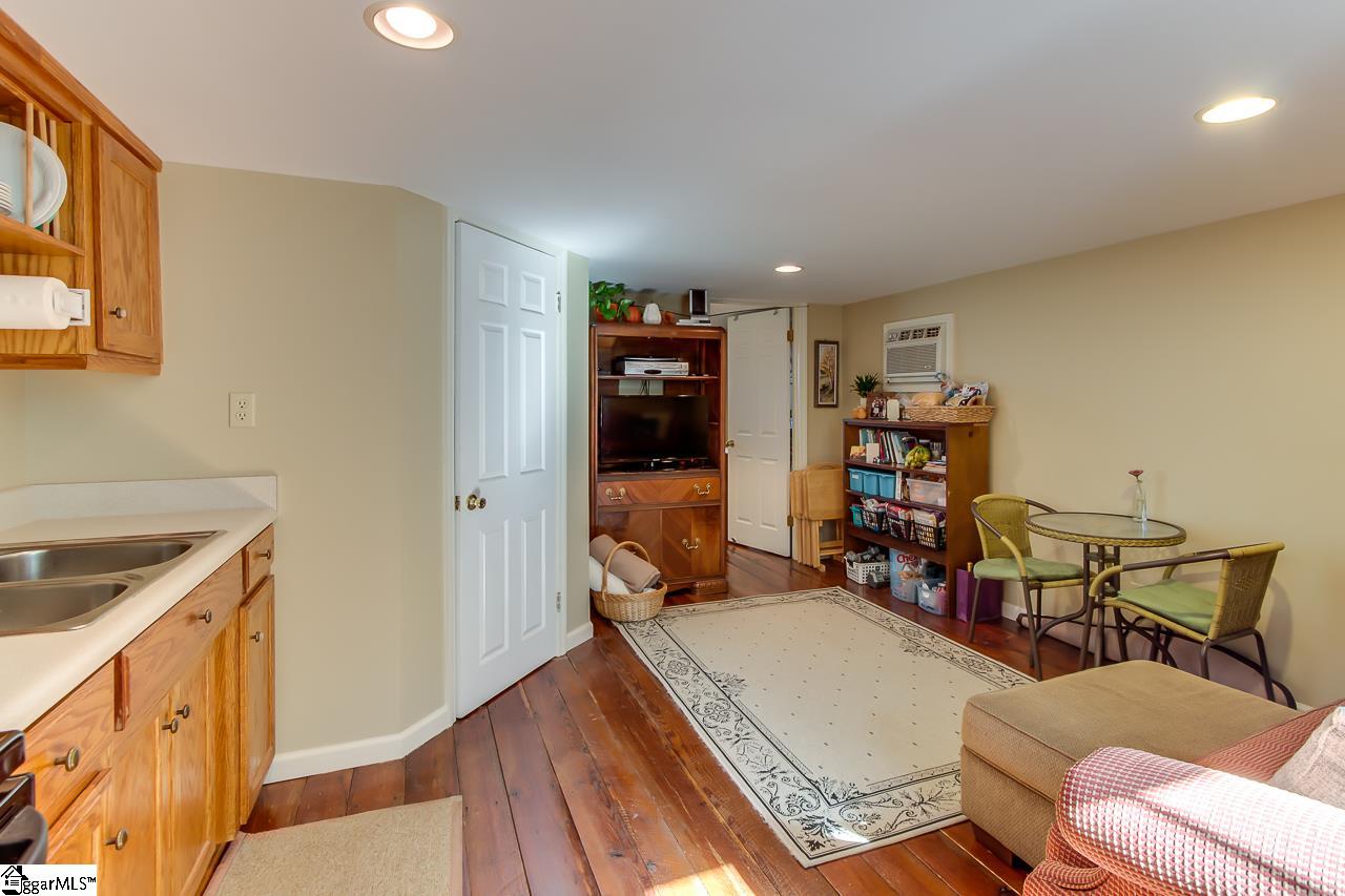 219 Roper Road Piedmont, SC 29673 - Photo 9 of 36 Gallery Image 9
