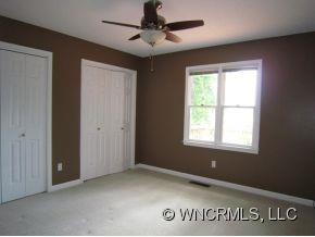 56 Pheasant Ridge Road Fairview, NC 28730 - Photo 14 of 24 Gallery Image 14