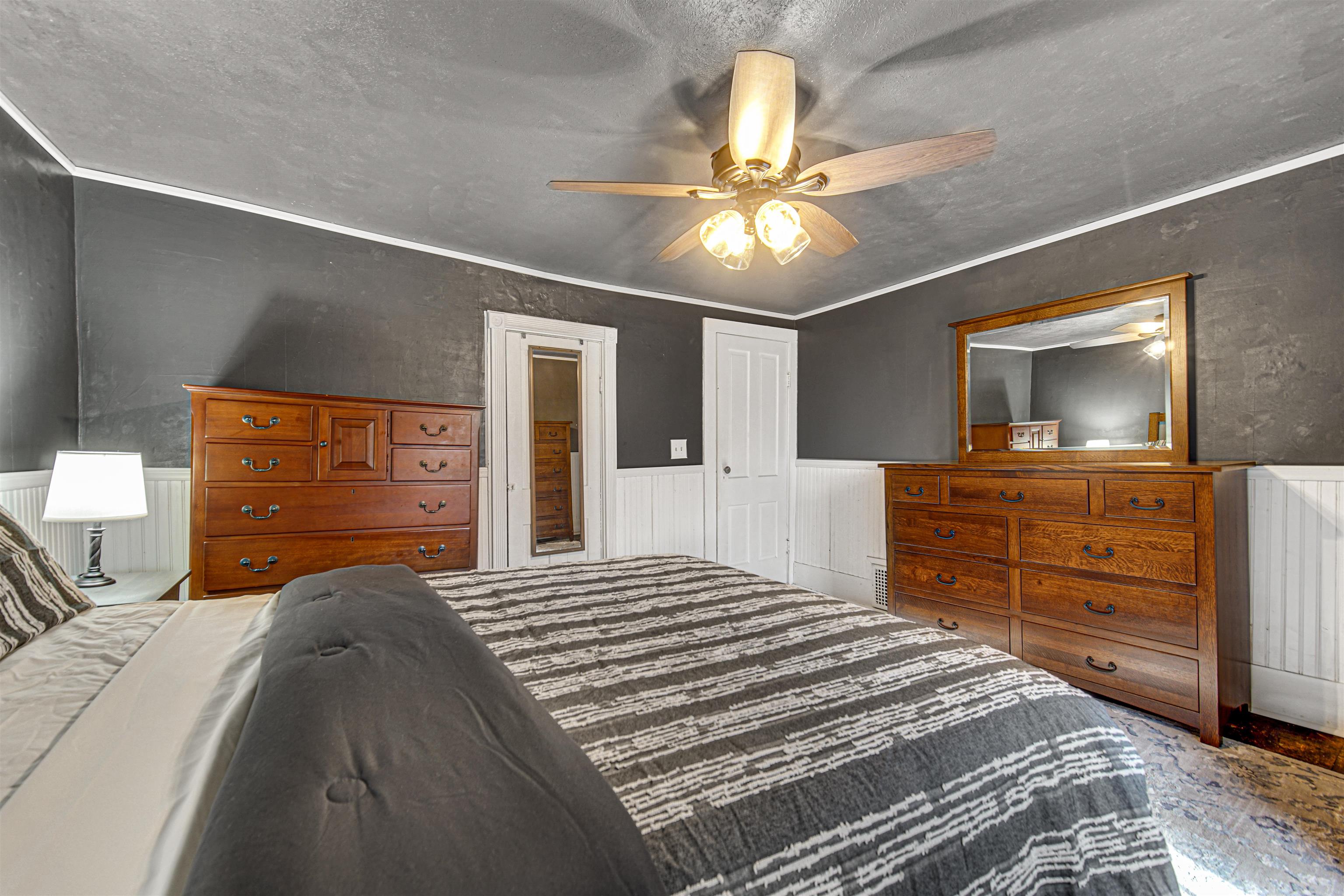 321 South Slate Street Culver, IN 46511 - Photo 15 of 27