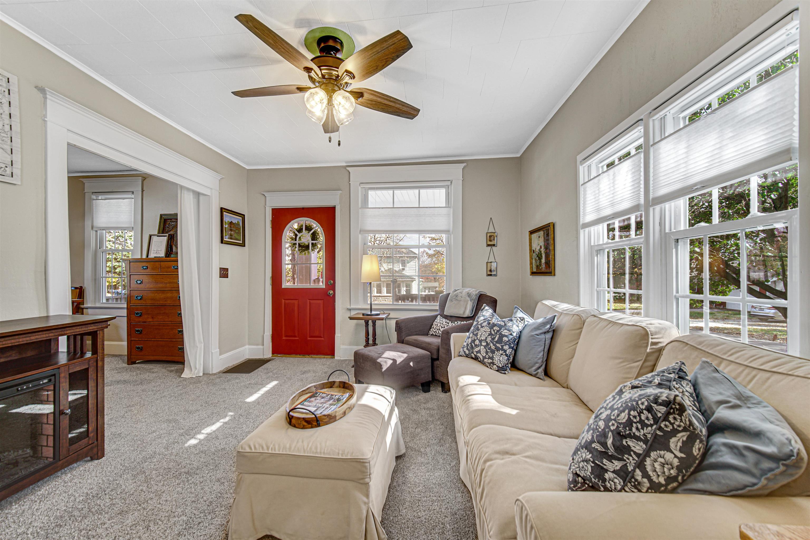 321 South Slate Street Culver, IN 46511 - Photo 5 of 27