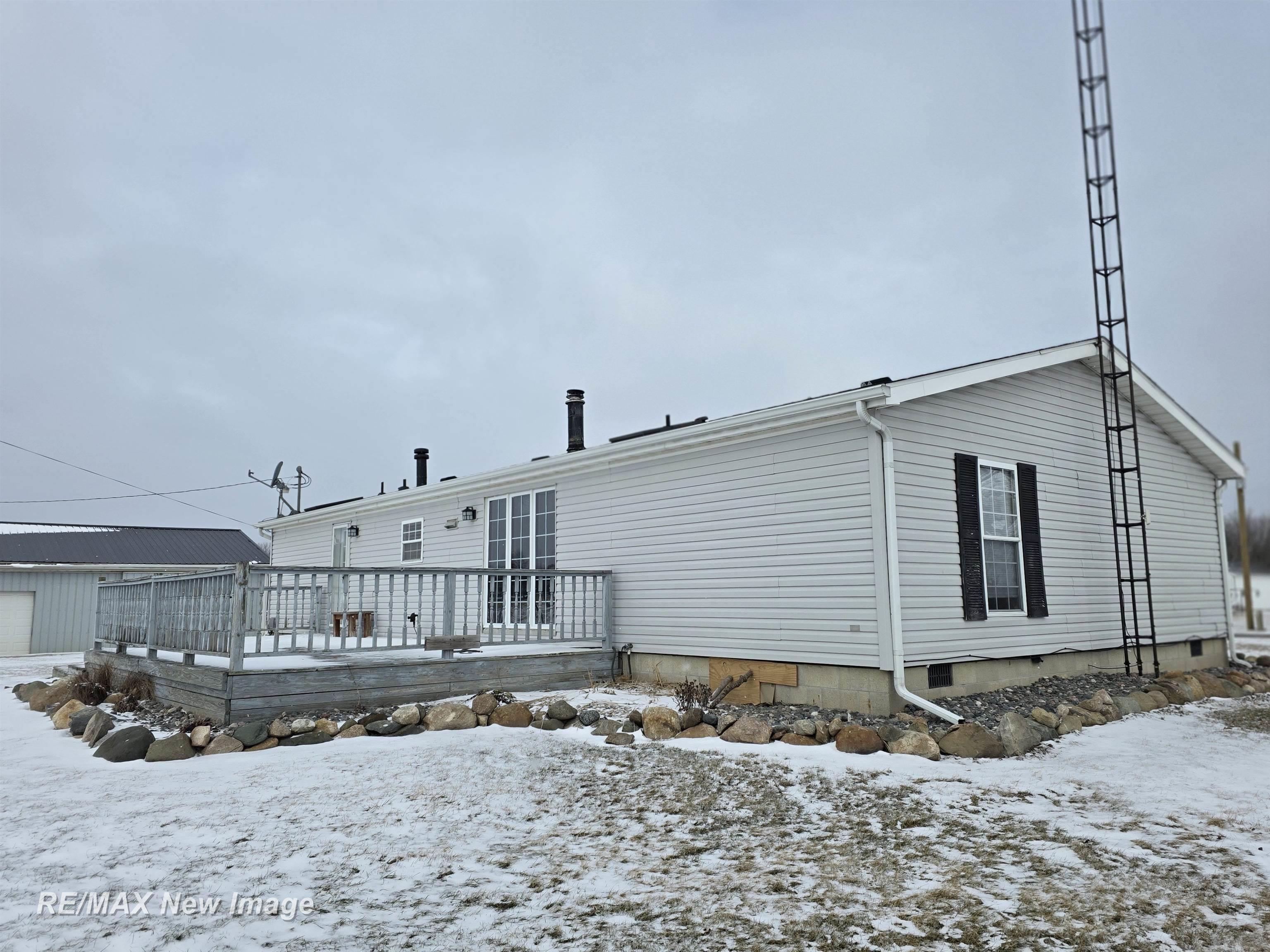16475 Baldwin Road Chesaning, MI 48616 - Photo 22 of 29 50200002-1863ddeb-150d-43fc-80c1-07cc7394df81.JPG