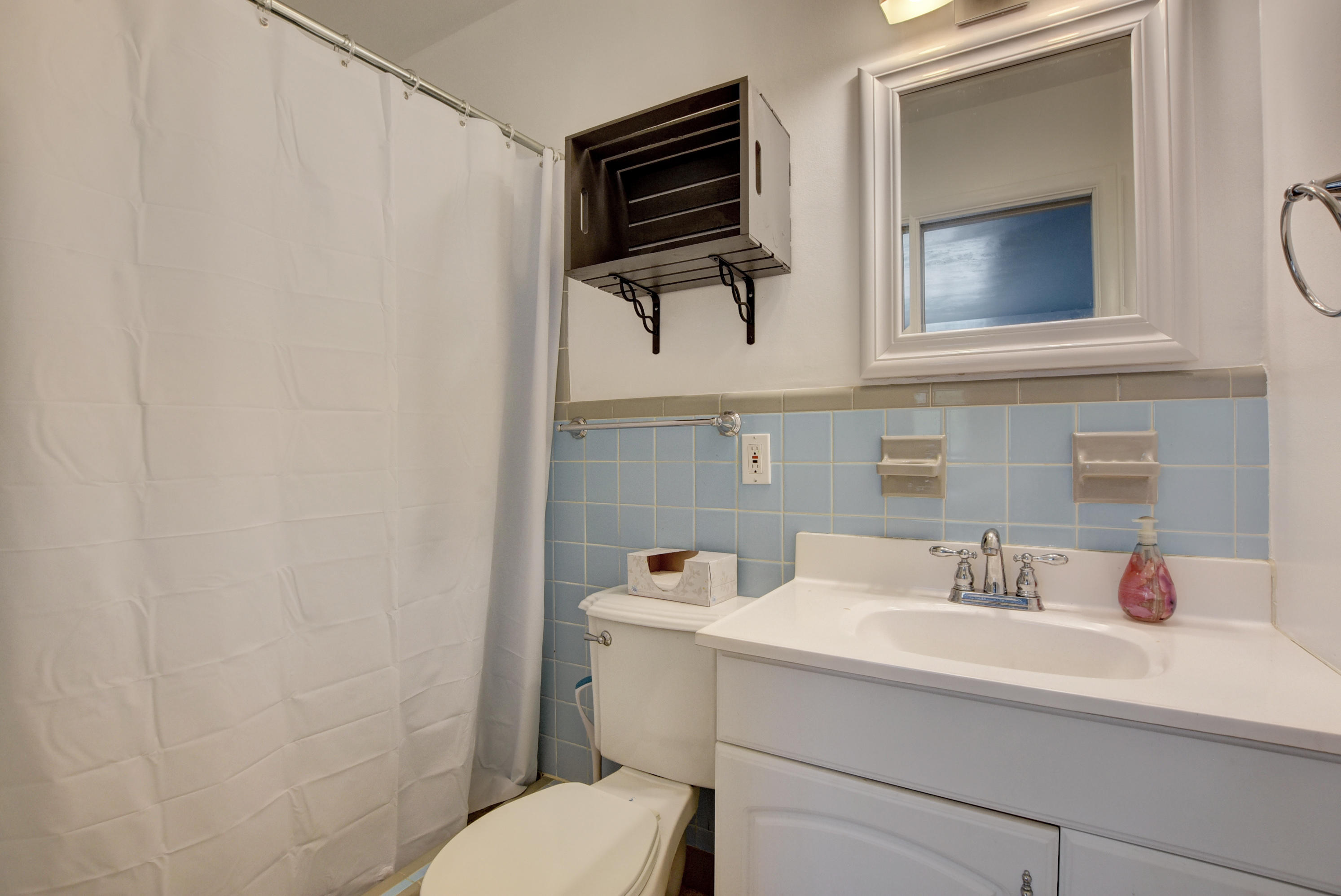 6614 Katherine Road West Palm Beach, FL 33413 - Photo 17 of 40 28_dsc_6487_88_89_90_91