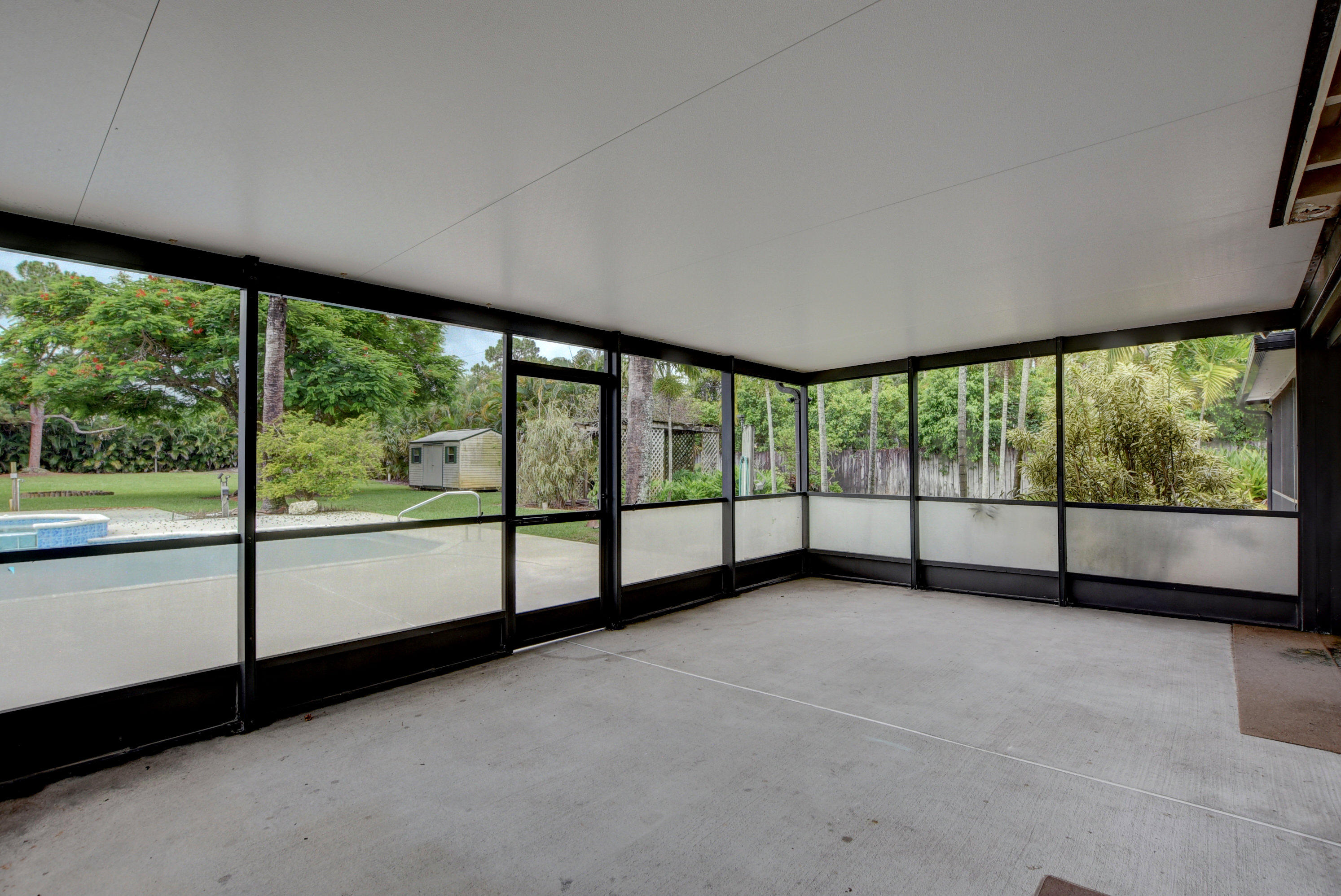 6614 Katherine Road West Palm Beach, FL 33413 - Photo 24 of 40 35_dsc_6532_3_4_5_6