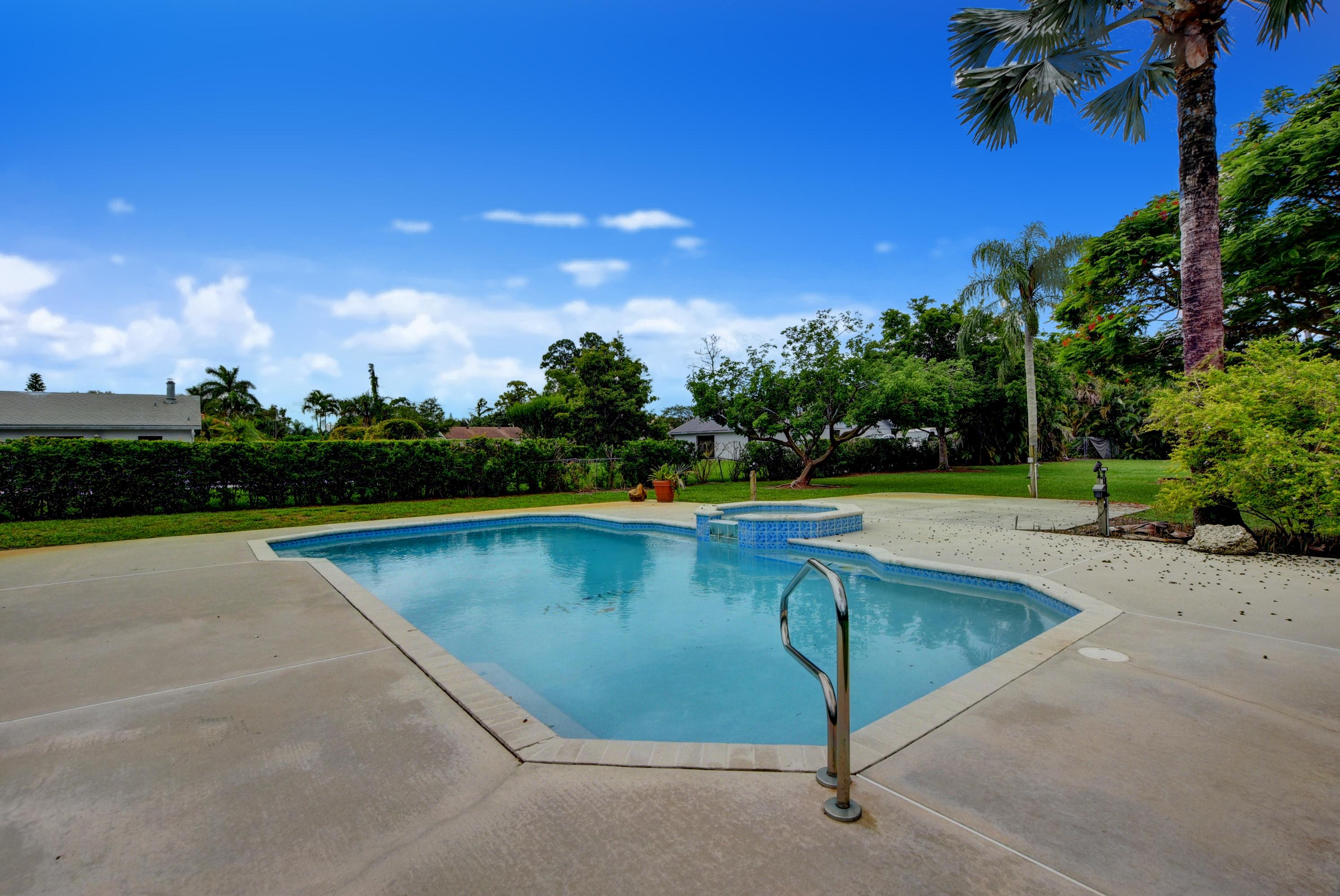 6614 Katherine Road West Palm Beach, FL 33413 - Photo 29 of 40 40_dsc_6557_58_59_60_61