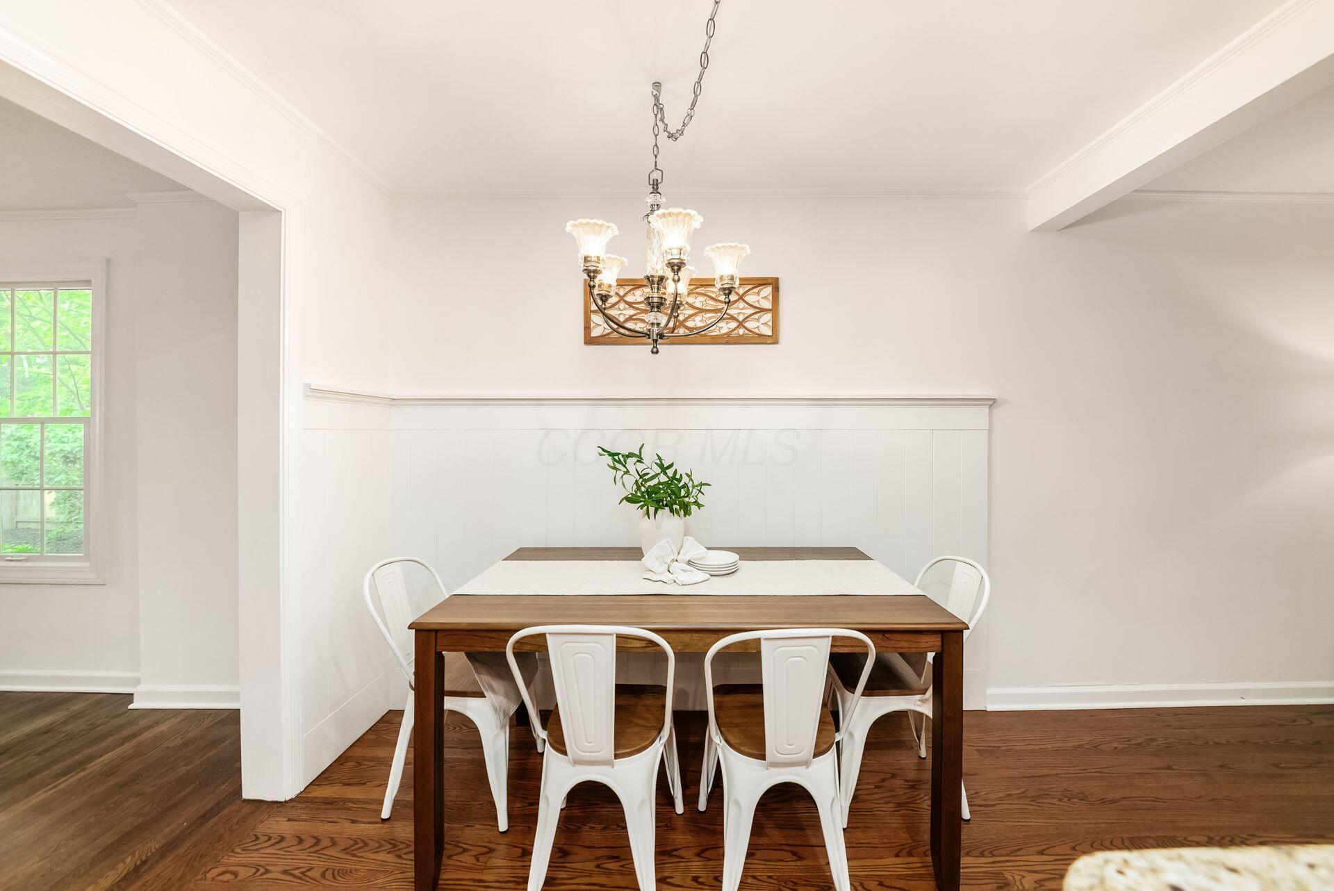 2228 Ridgeview Road Columbus, OH 43221 - Photo 14 of 51 Dining Area