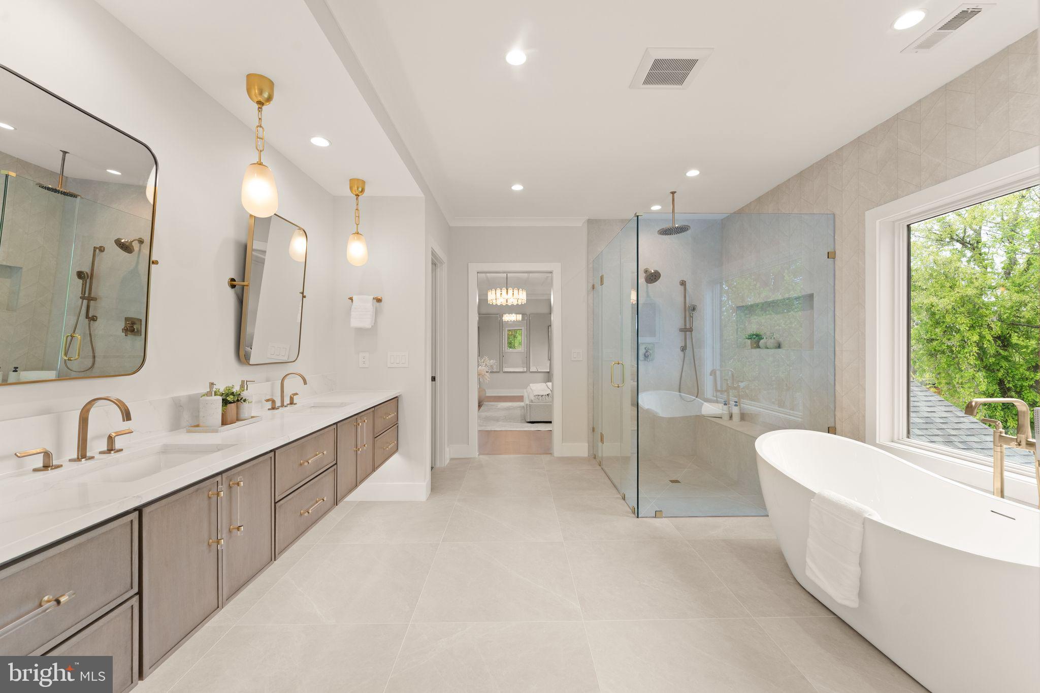 208 Elm Street Southwest Vienna, VA 22180 - Photo 23 of 50 Primary Bathroom - Different JDA Model